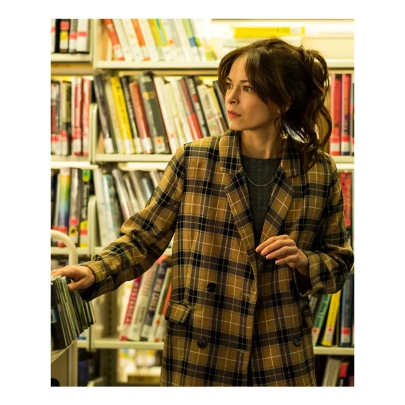 Murder In A Small Town Cassandra Lee Plaid Blazer