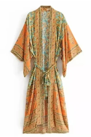 Yellowstone Beth Dutton Floral Robe