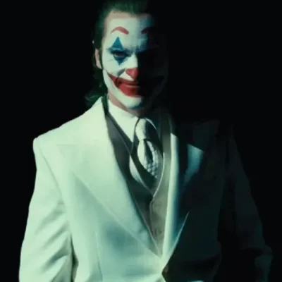 Joker Folie A Deux 2024 Joaquin Phoenix White Suit