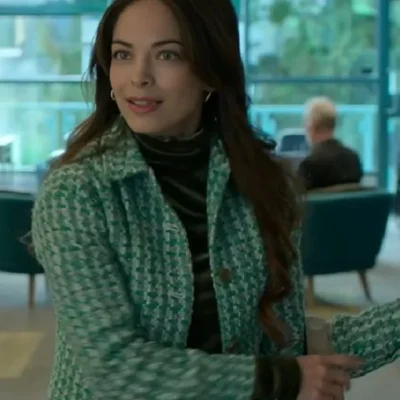 Murder in a Small Town Cassandra Lee Green Jacket