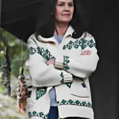 Tracker S02 Wendy Crawford Fish Graphic Sweater