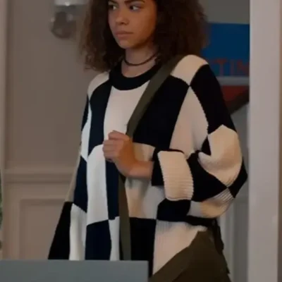 Ginny and Georgia Ginny Miller Oversized Colorblock Sweater