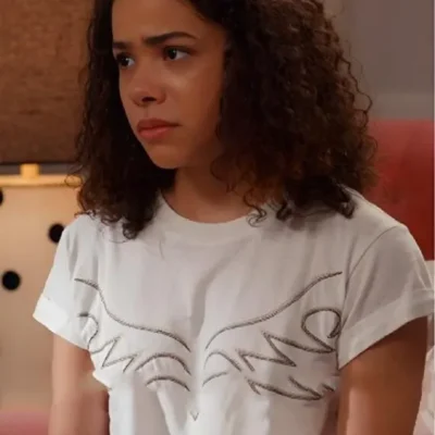 Ginny & Georgia S3 Antonia Gentry White Wings Print T-Shirt