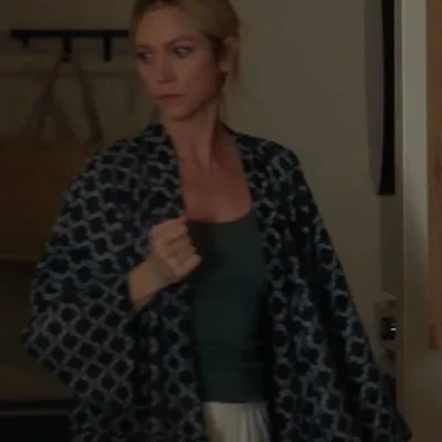 The Hunting Wives Brittany Snow Robe