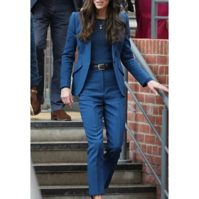 Kate front Middleton Suit