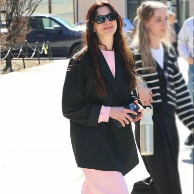 Verity-Anne-Hathaway-Blazer